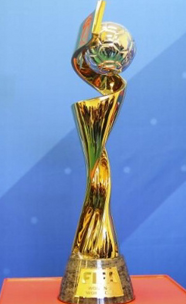 小孔塞桑：和伊尔迪兹一起踢球很容易；相信我未来会进很多球（小孔塞桑：与伊尔迪兹踢球很轻松，我坚信未来能打进许多球）