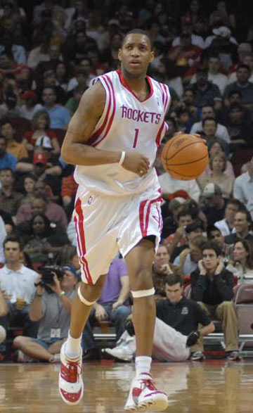 马卡：皇马击败16家俱乐部成功截胡，签下西协乙19岁新星雷索拉（马卡报：皇马击退16家竞争者，截胡签下19岁西协乙新星雷索拉）